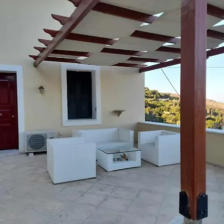 Апартаменты Apoikia House With Sea View 6max *